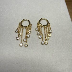 Elegant Gold Raindrop Huggie Style Earrings Gold Plated